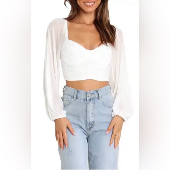 ASTR The Label Puff Lantern Long Sleeve Crop Blouse Top, White, Medium, … - Picture 1 of 10